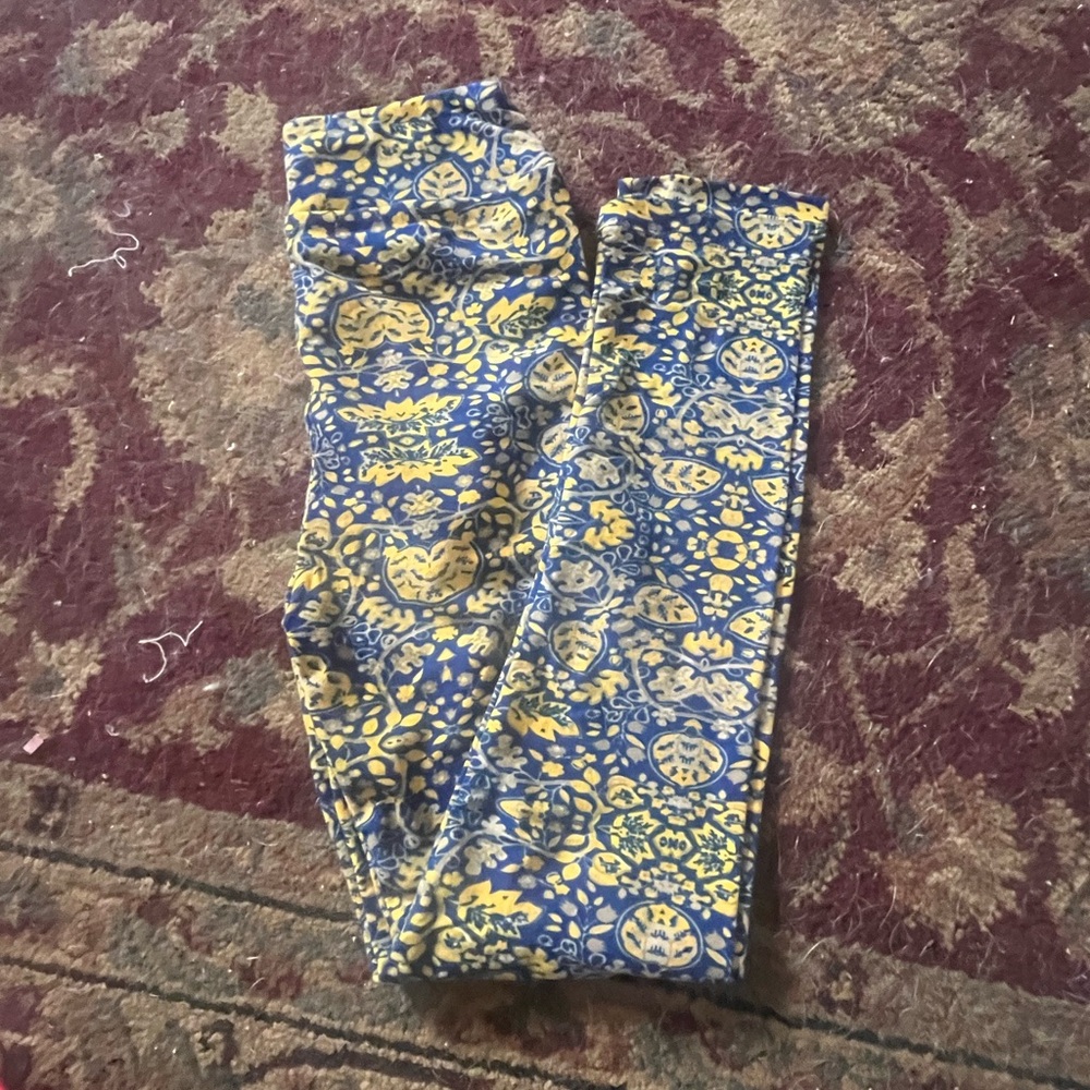 LuLaRoe Blue and Yellow Floral Print Leggings Size Large/XL